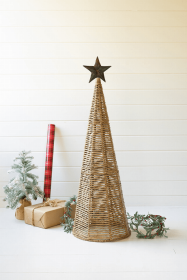 Seagrass Christmas Tree With Metal Star