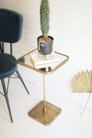 Accent Cocktail Table With Mirror Top